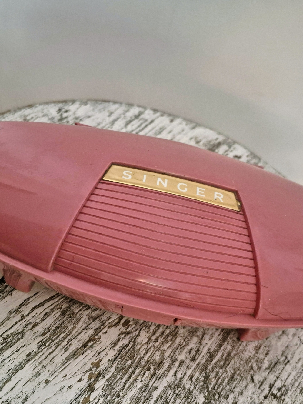 Singer Pink Buttonholer Accessory Set - Picture 3 of 6